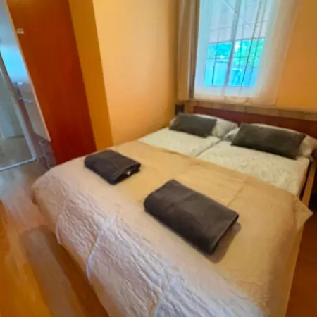 Rozsafa Apartament *